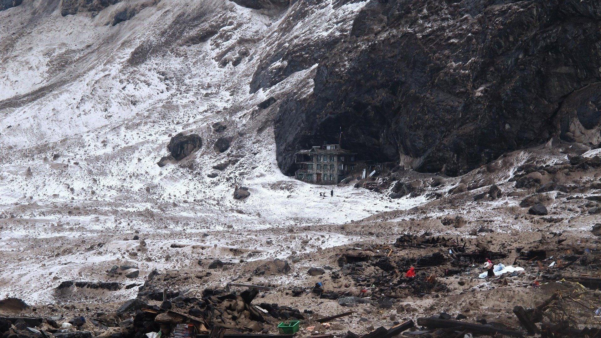 Nightmare on Everest 2017 movie scene