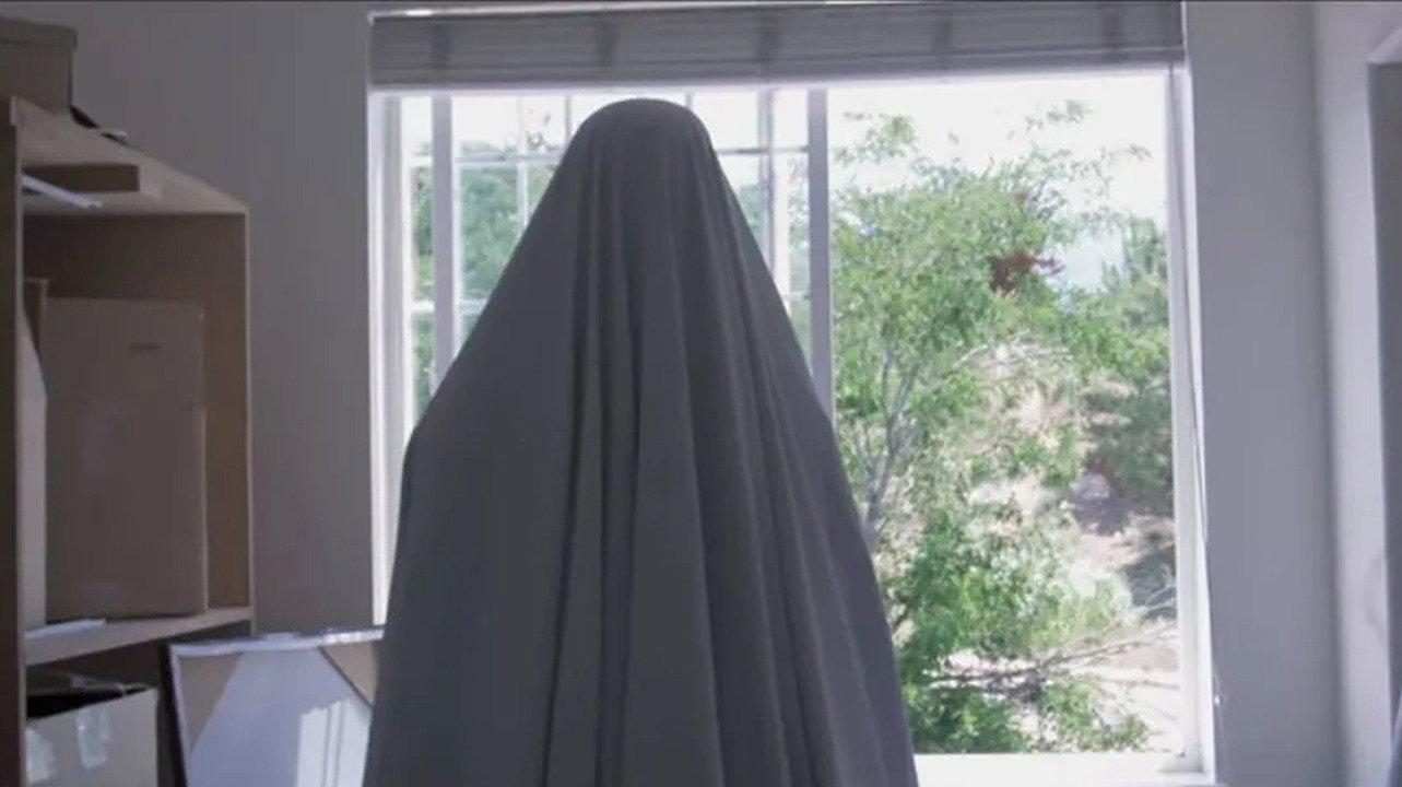 Pictures 2015 movie scene