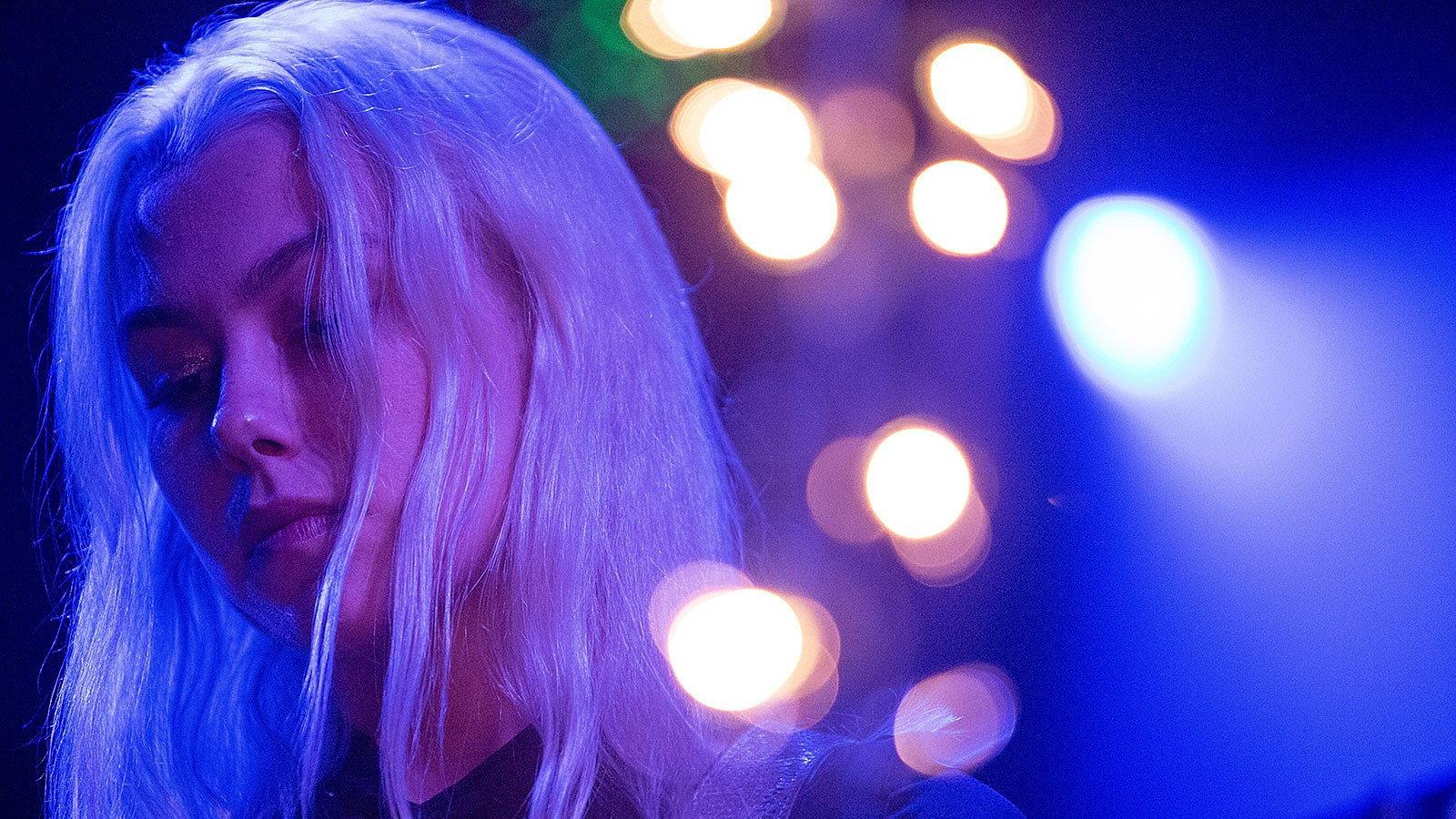 Phoebe Bridgers @ Brooklyn Steel 2018 movie scene