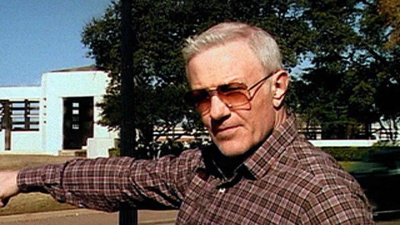 Interview with the Assassin 2002 movie scene