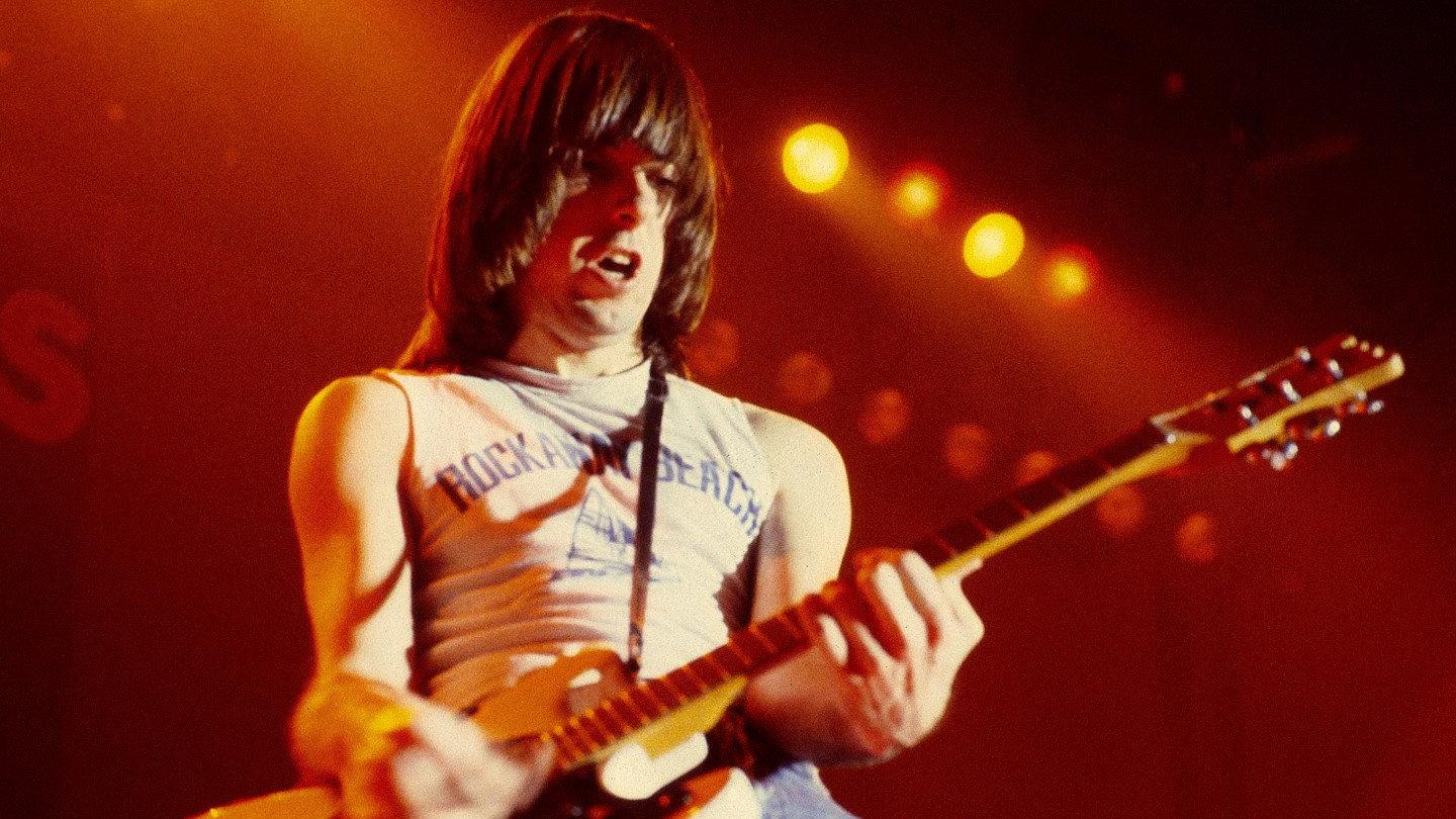 Ramones: It's Alive - The Rainbow 1979 movie scene
