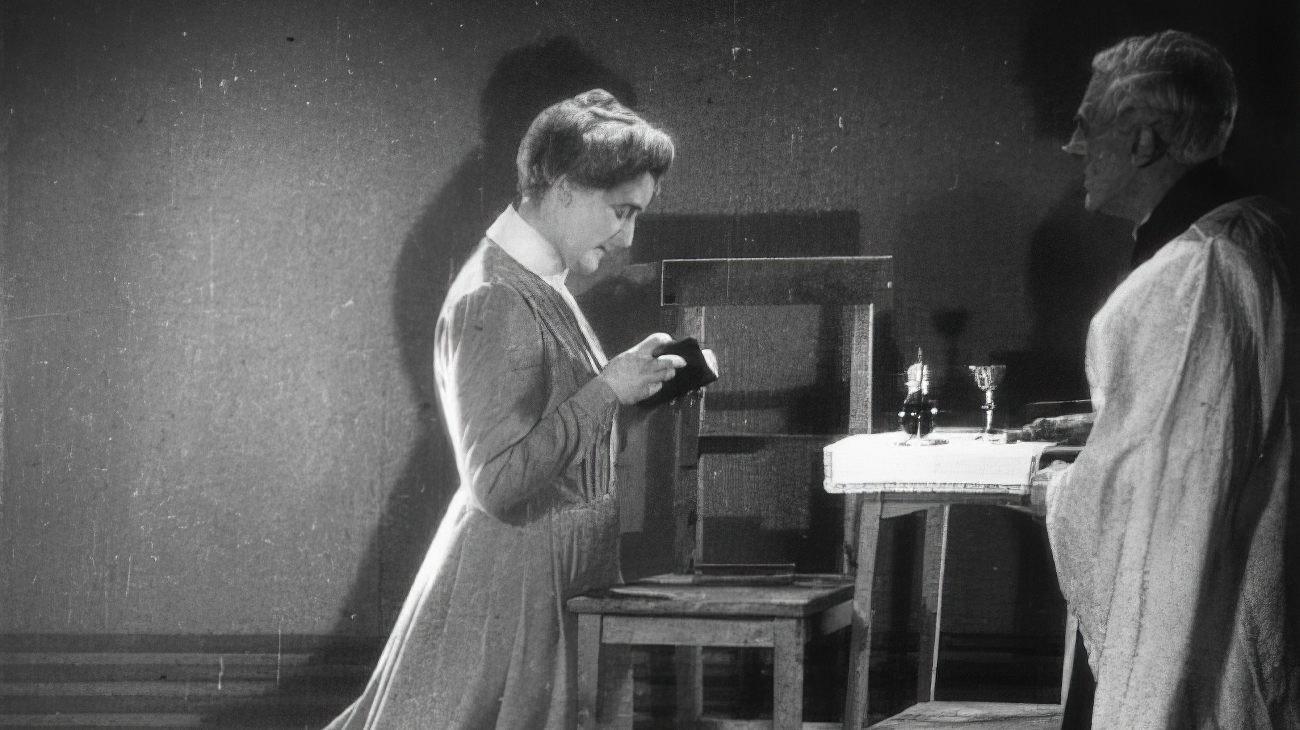 Dawn 1928 movie scene