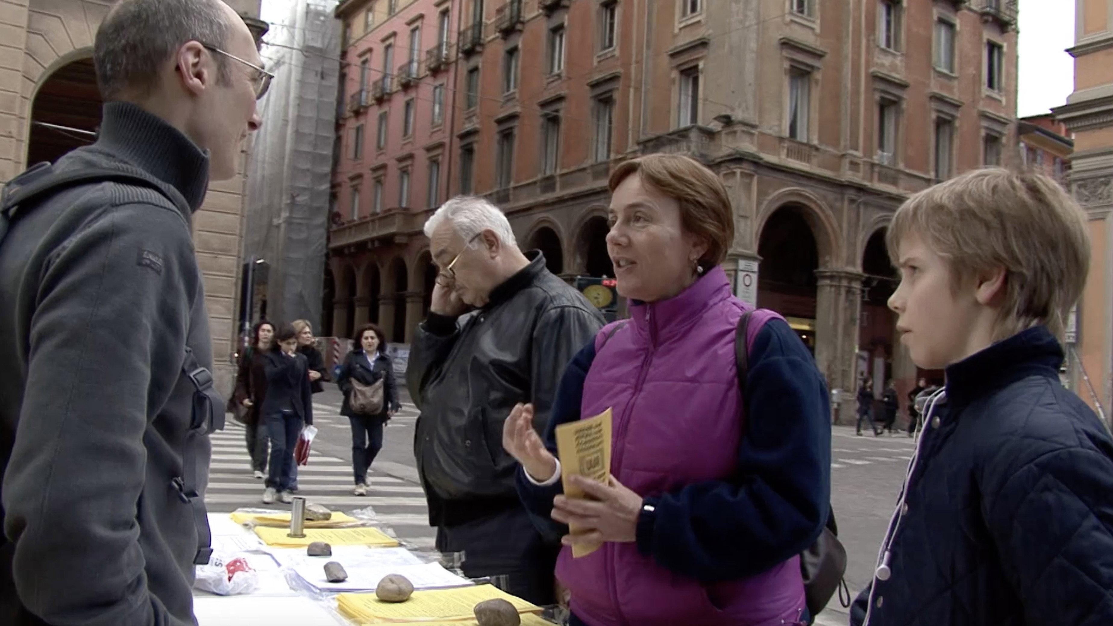 Per l'amor di Dio 2013 movie scene