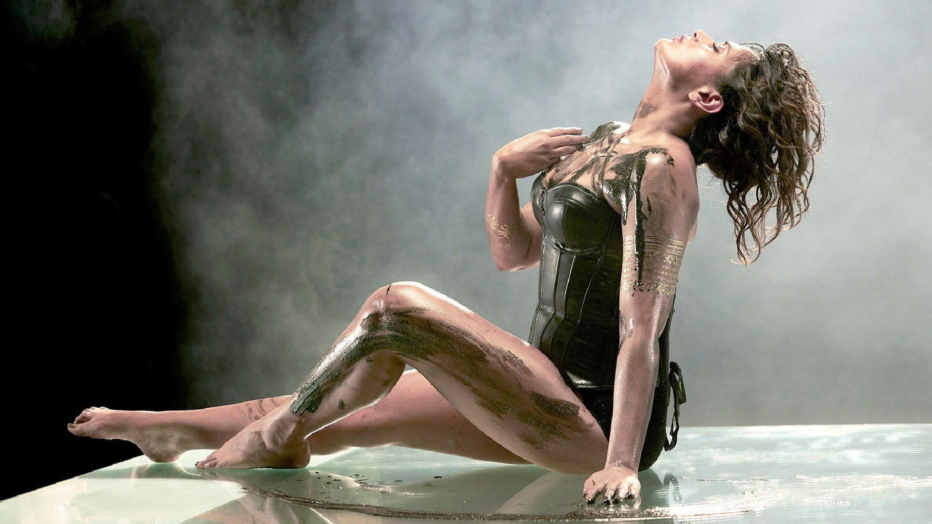 Cabaret 2019 movie scene
