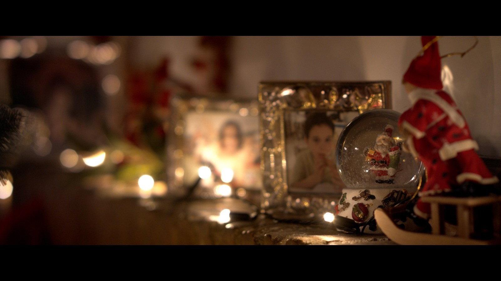 Natale Calibro 9 2021 movie scene