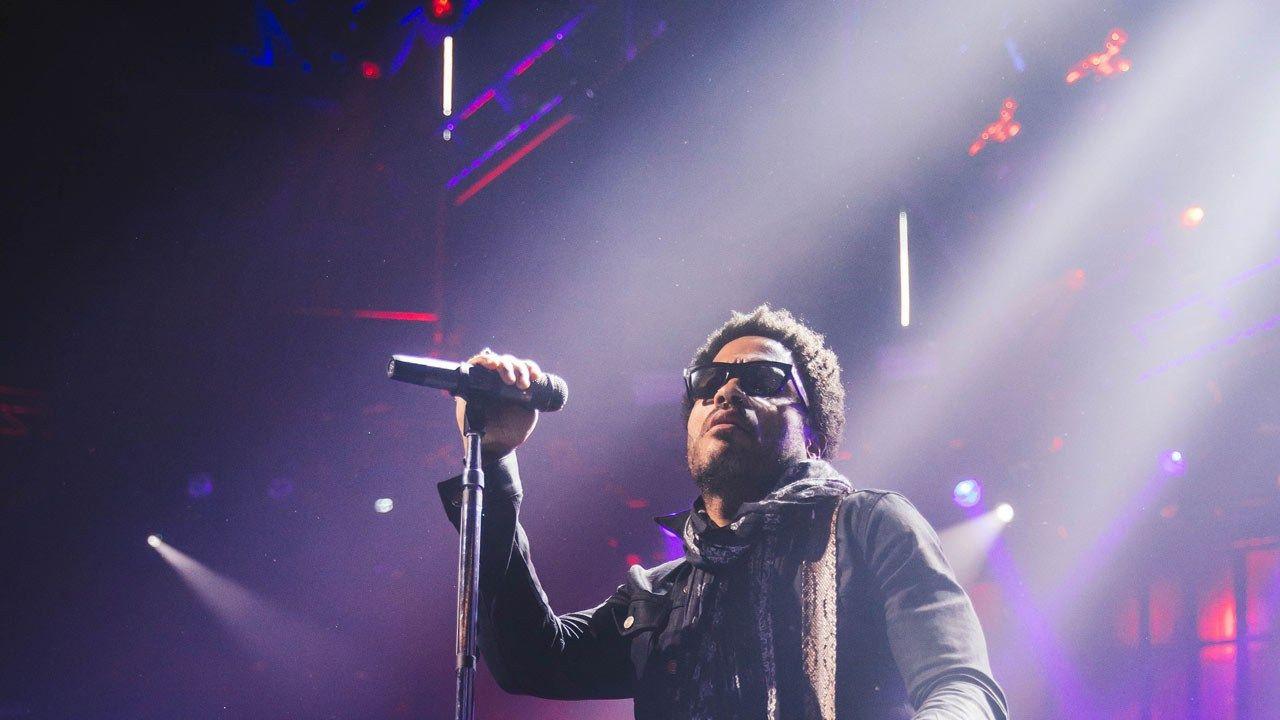 Lenny Kravitz: Live at the iTunes Festival 2014 movie scene