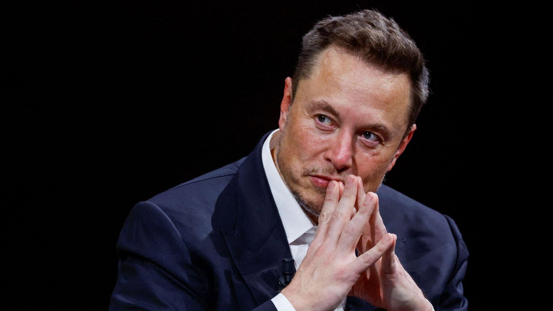 Elon Musk’s Twitter Takeover 2023 movie scene