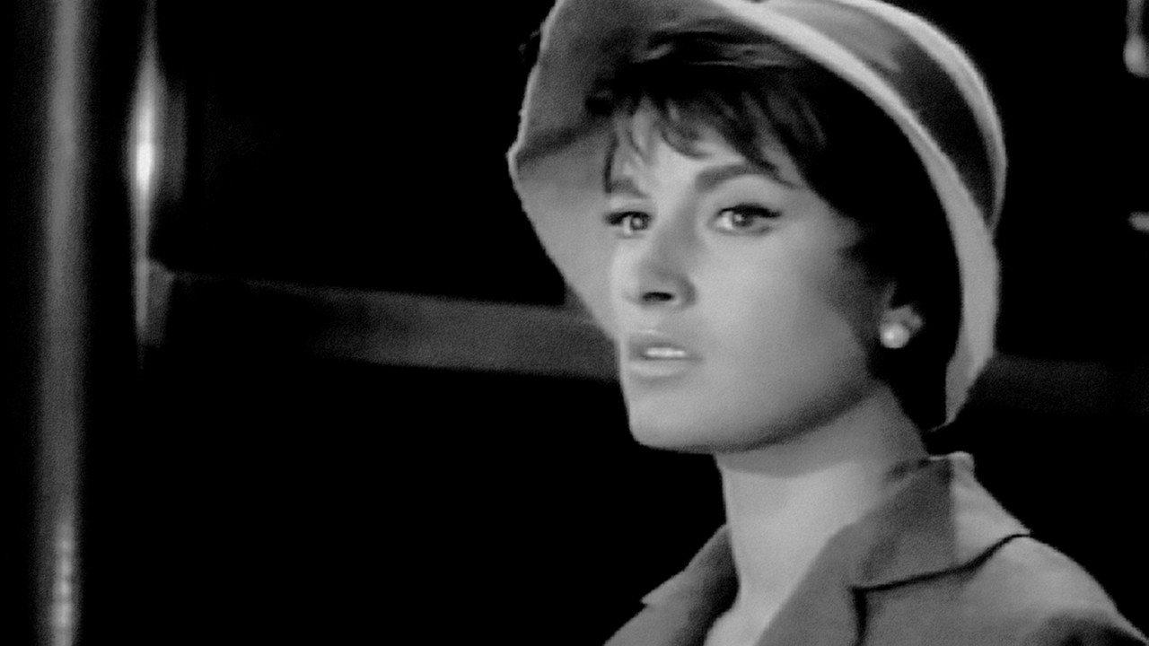 Fantasmas en la casa 1961 movie scene