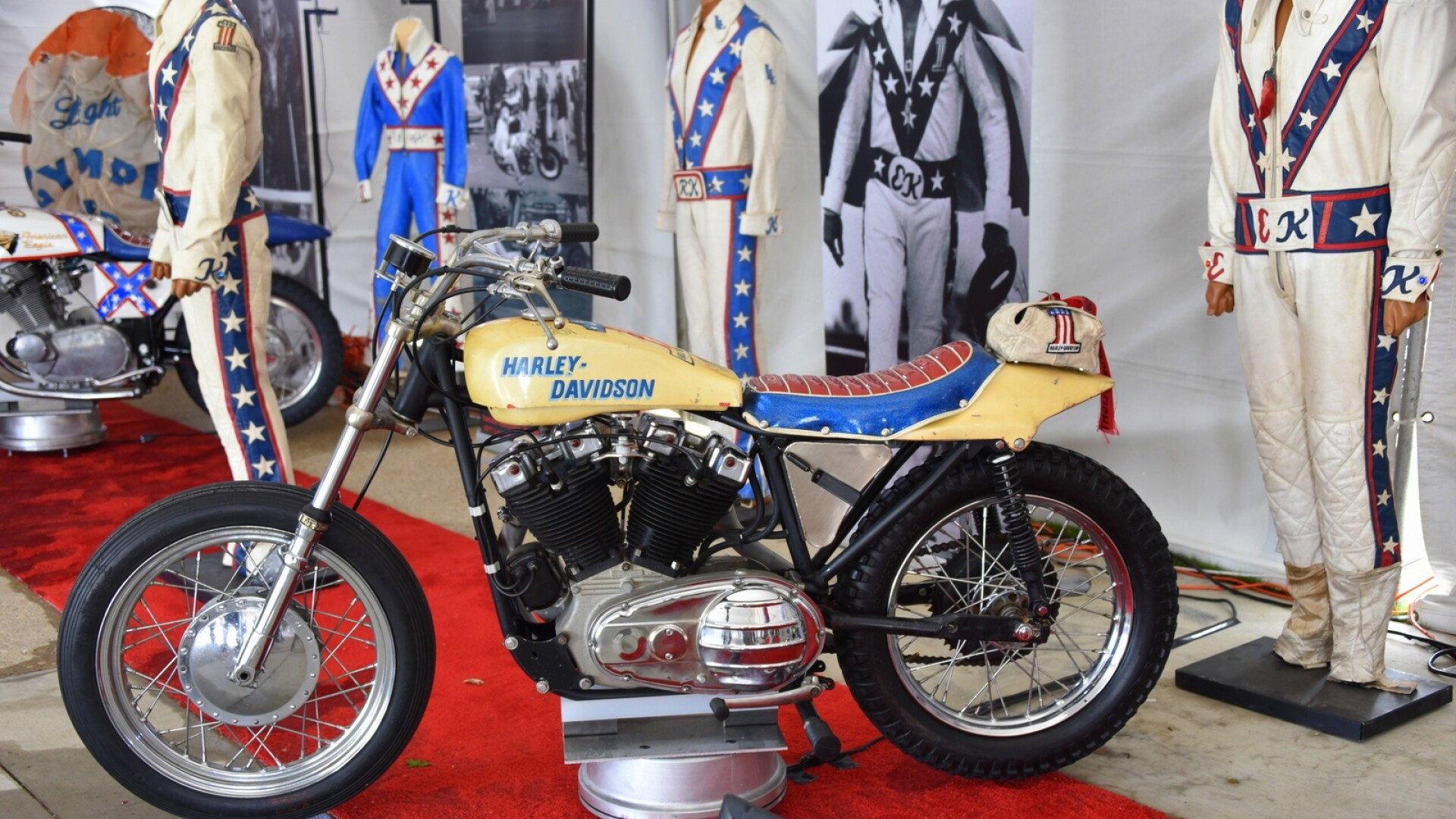 I Am Evel Knievel 2014 movie scene