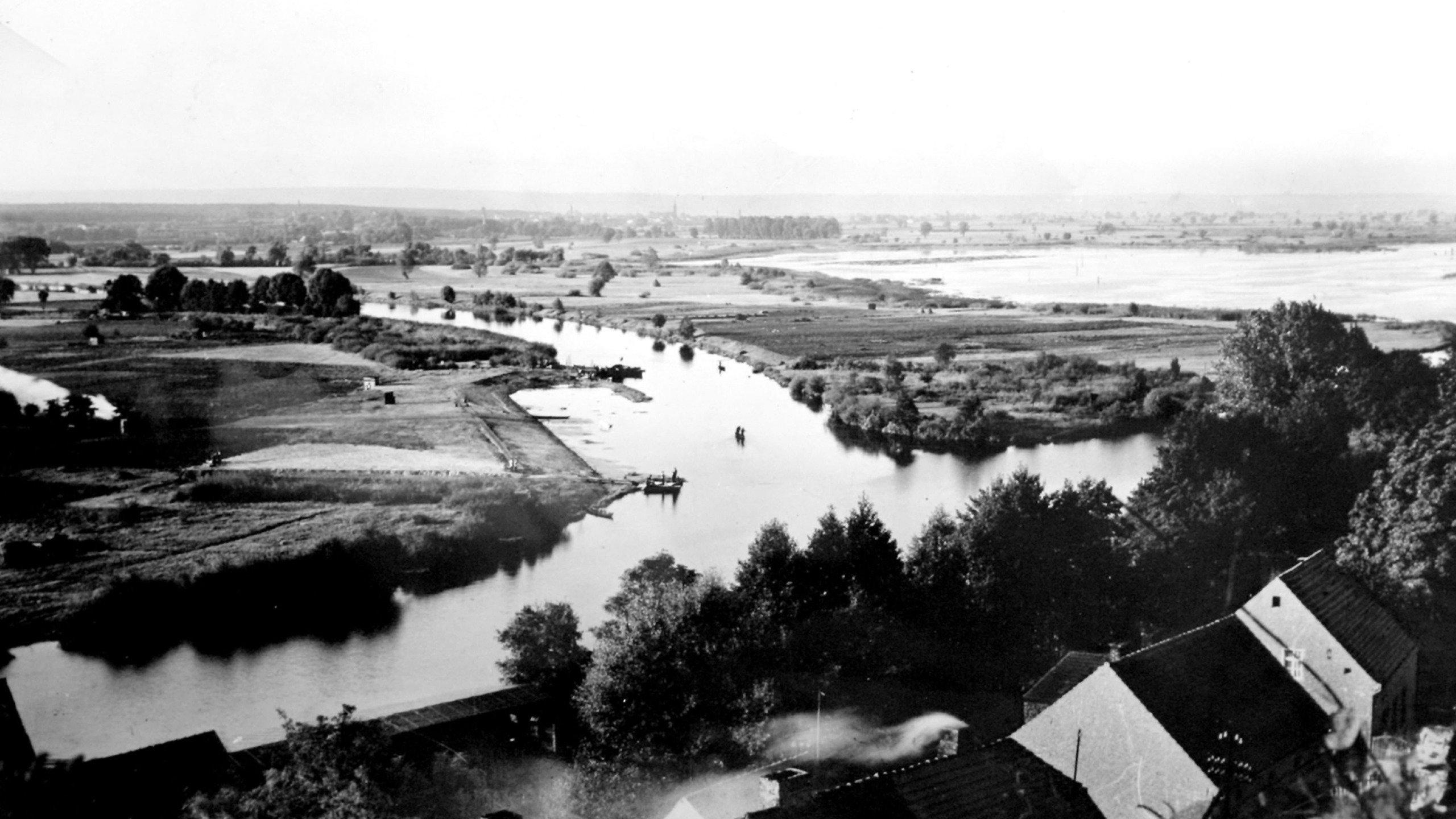 At the River 1979 movie scene