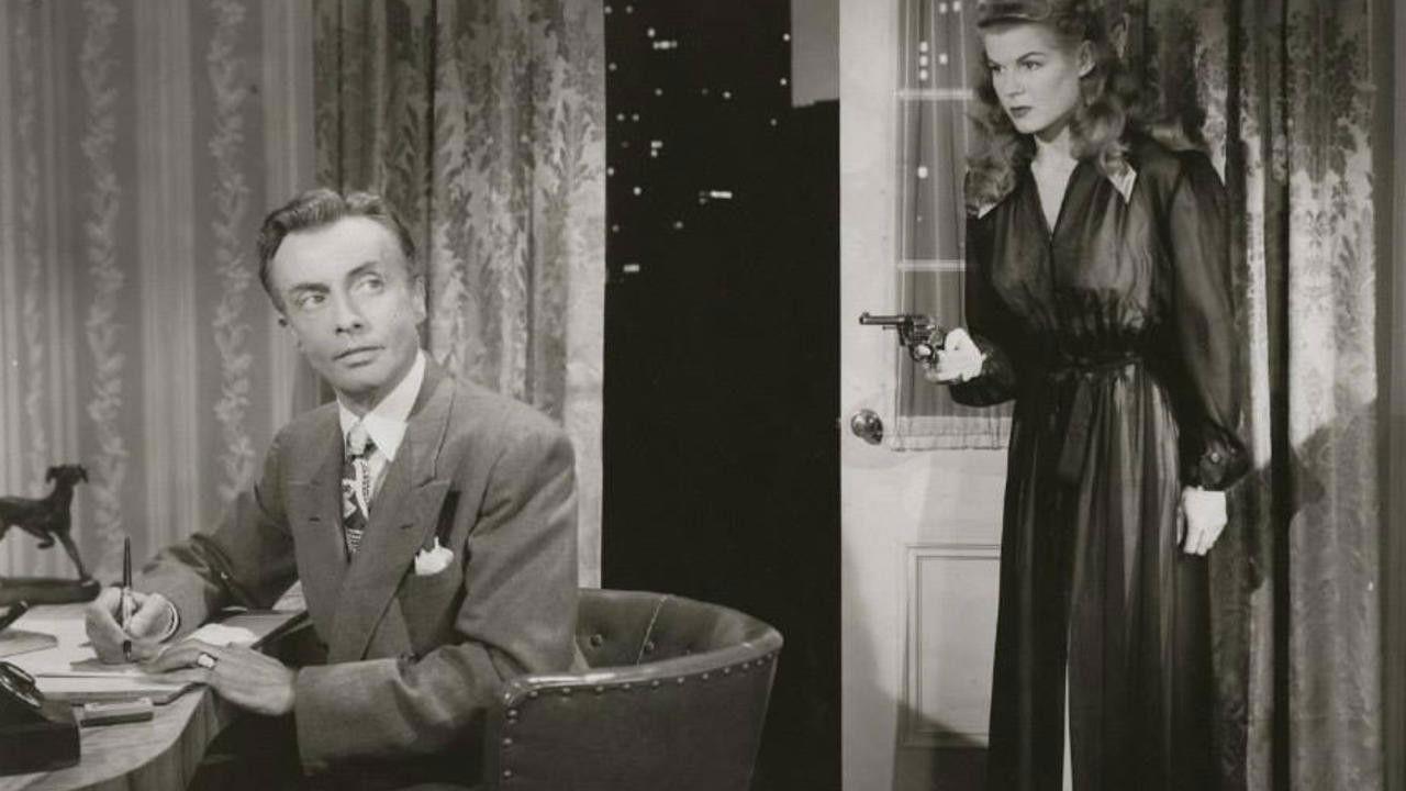 Devil Bat's Daughter 1946 movie scene