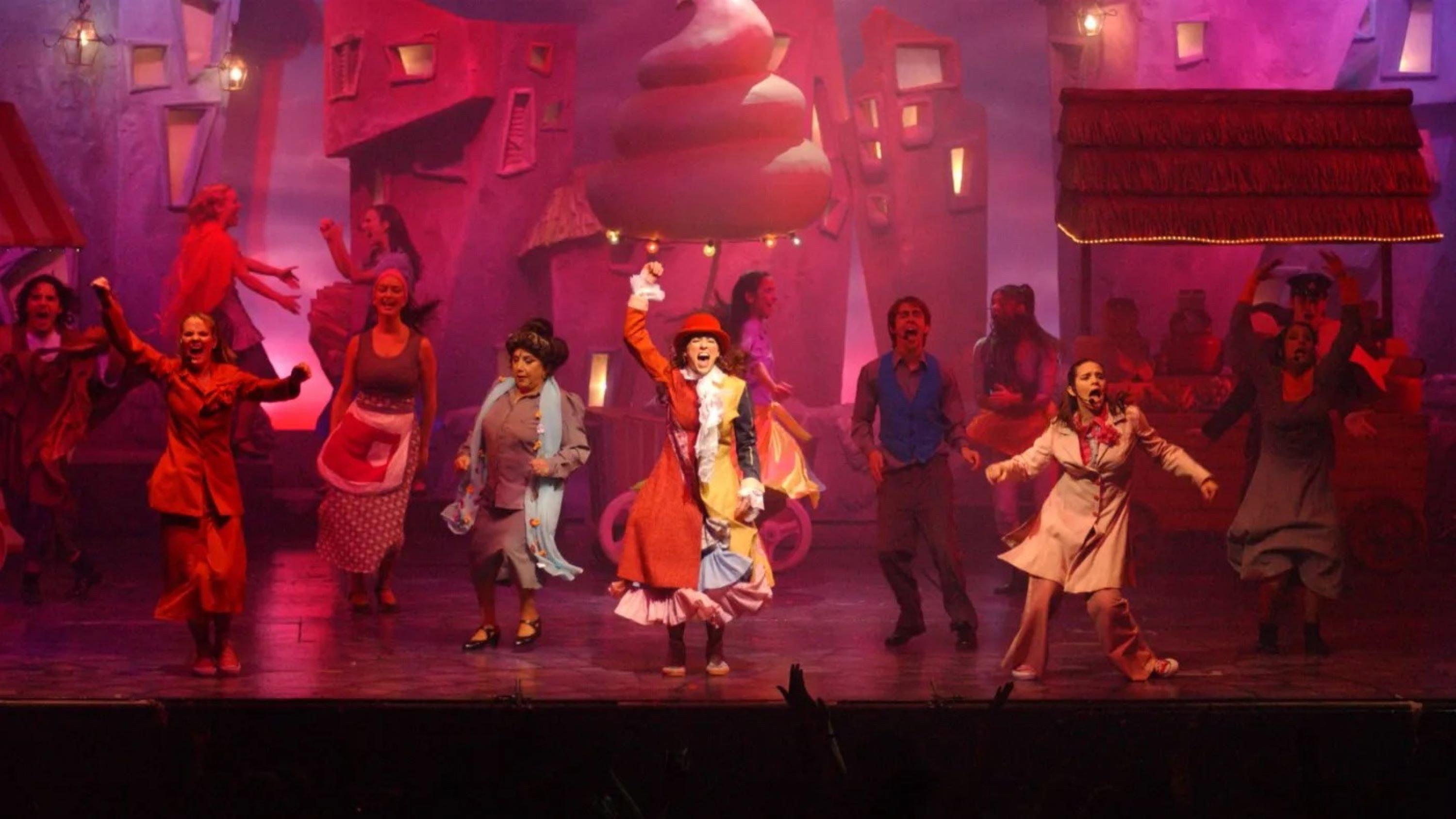 Flinderella in the theater 2004 movie scene