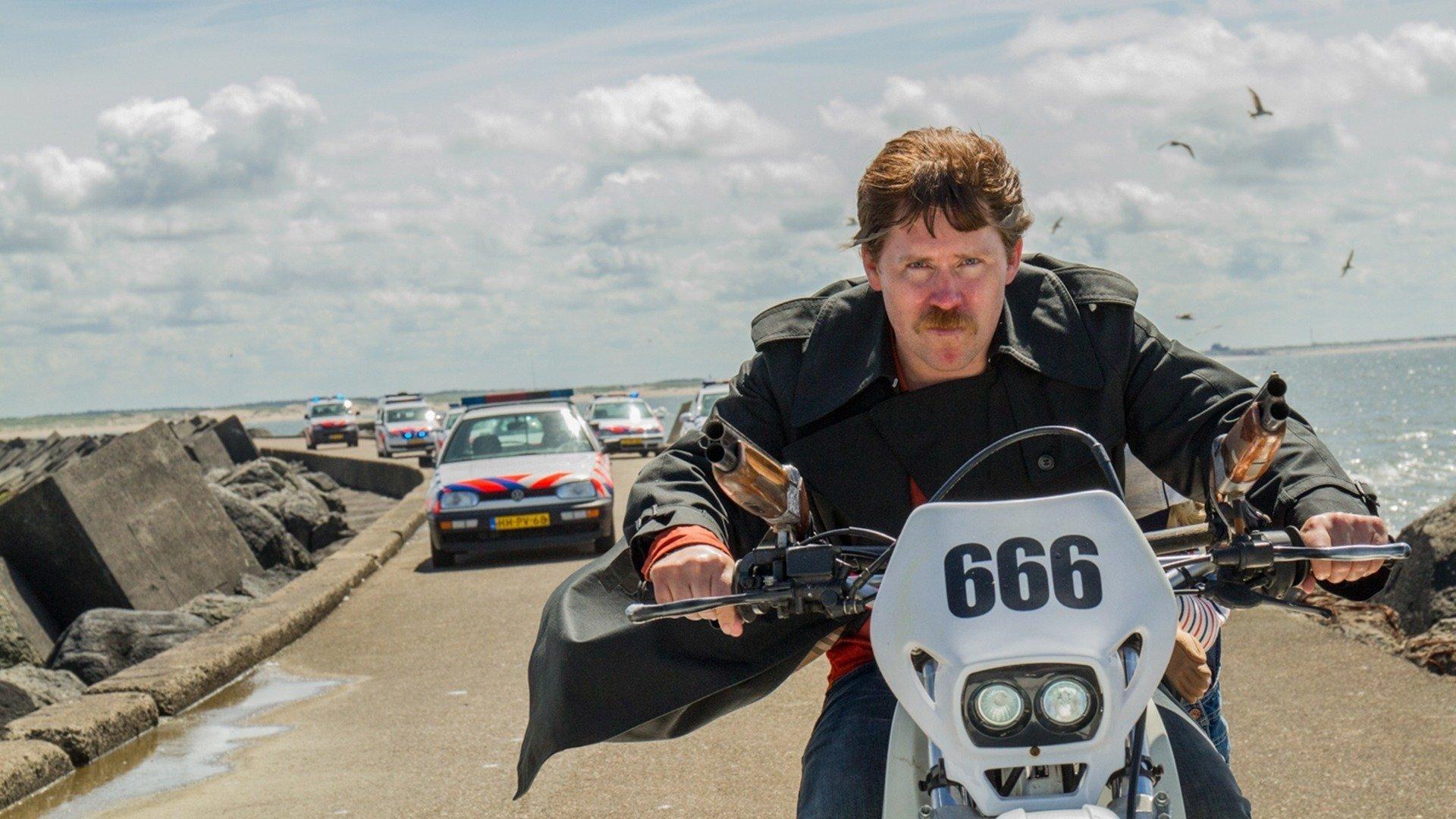Ron Goossens, Low Budget Stuntman 2017 movie scene