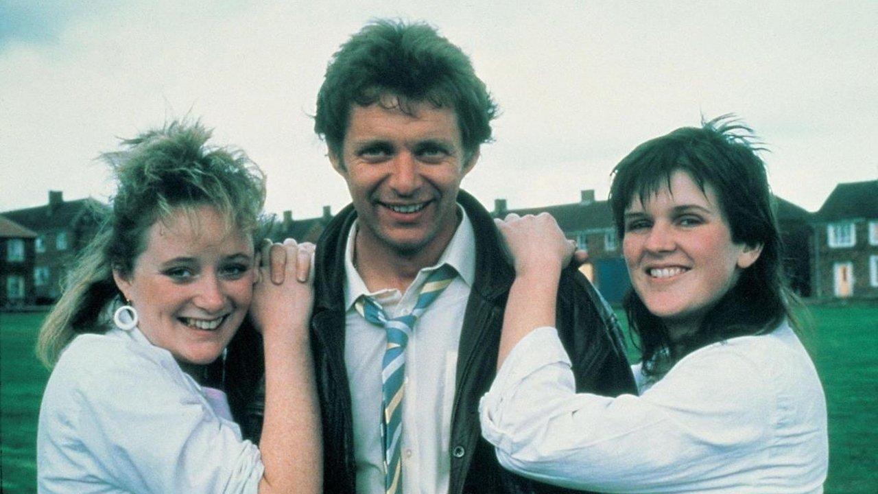 Rita, Sue and Bob Too 1987 movie scene