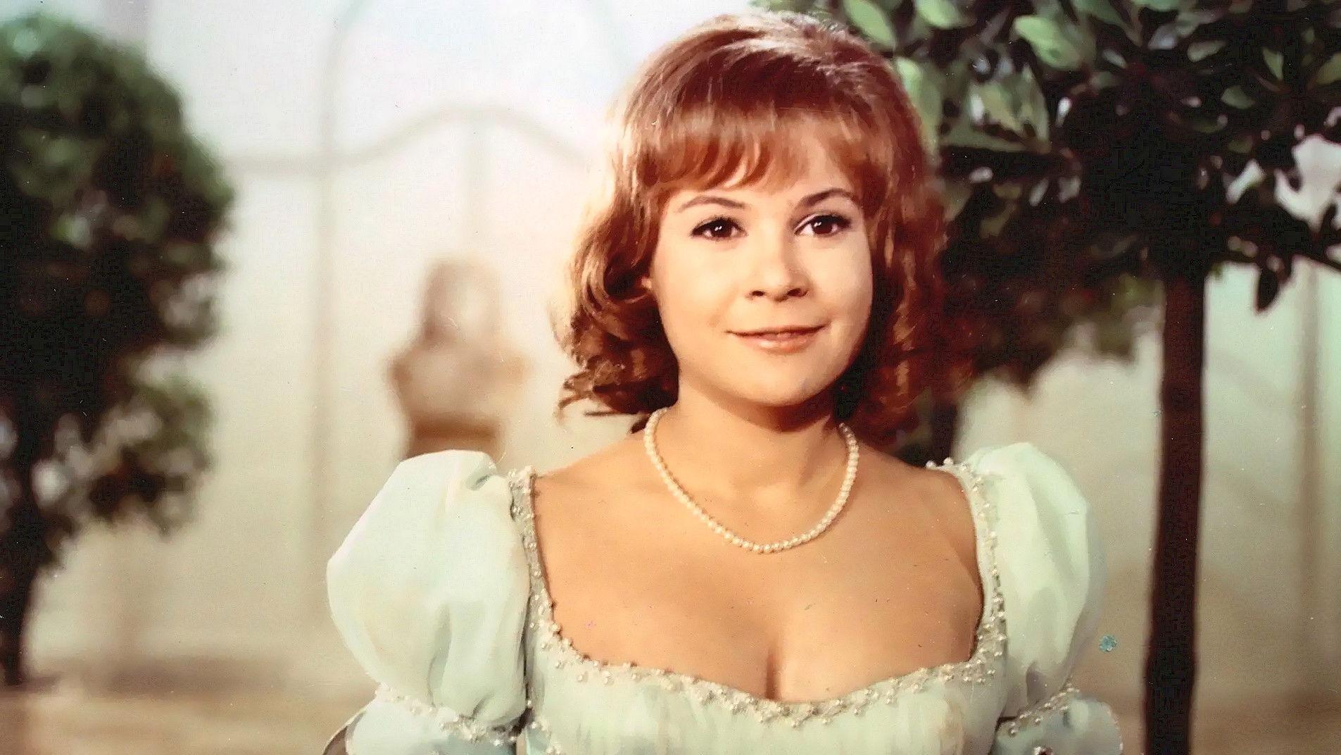 Sleeping Beauty 1971 movie scene