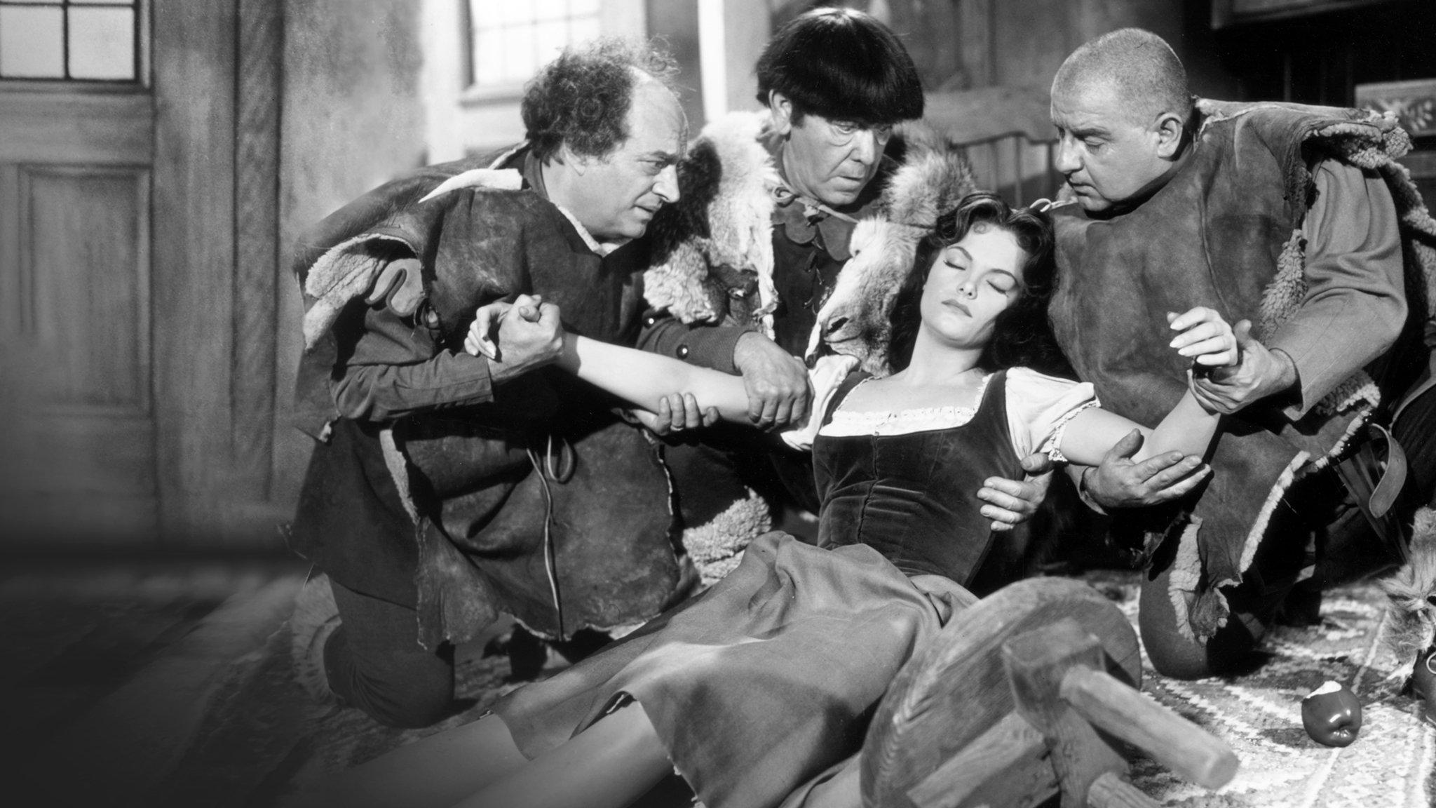 Snow White and the Three Stooges 1961 movie scene