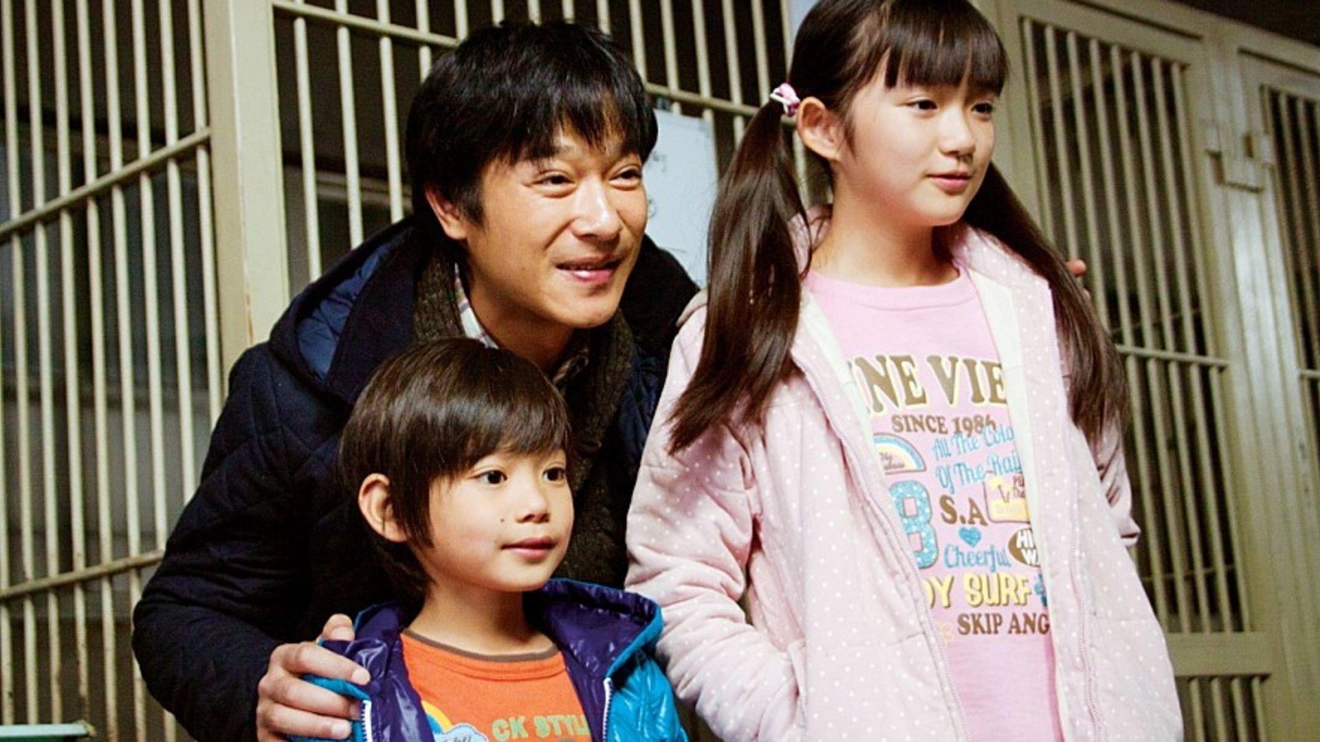 7 Days of Himawari & Her Puppies 2013 movie scene