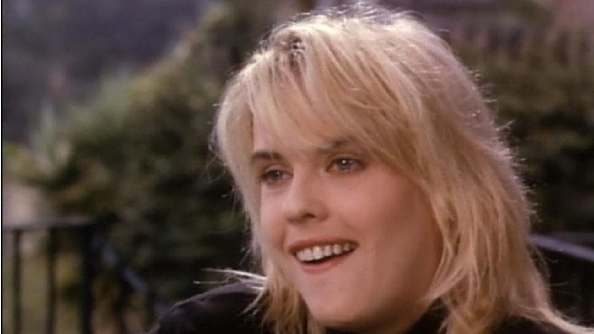 Tale of Two Sisters 1989 movie scene