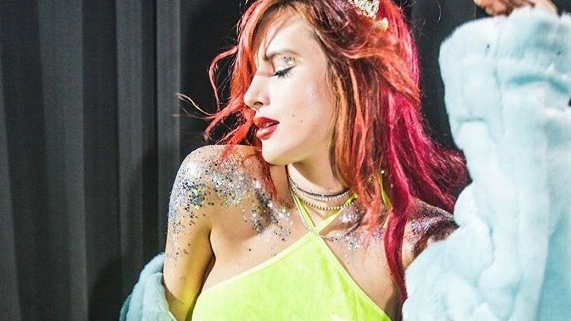 Inside the Life of Bella Thorne 2018 movie scene