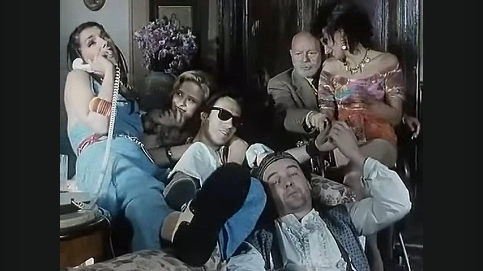 The Big Fuss 1992 movie scene