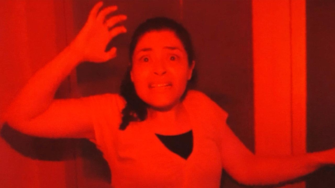FRECUENCIA PARANORMAL 2025 movie scene