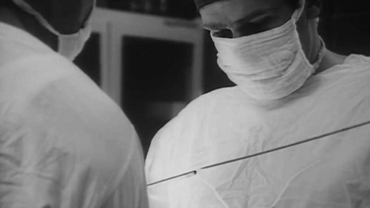 Hospital 1977 movie scene