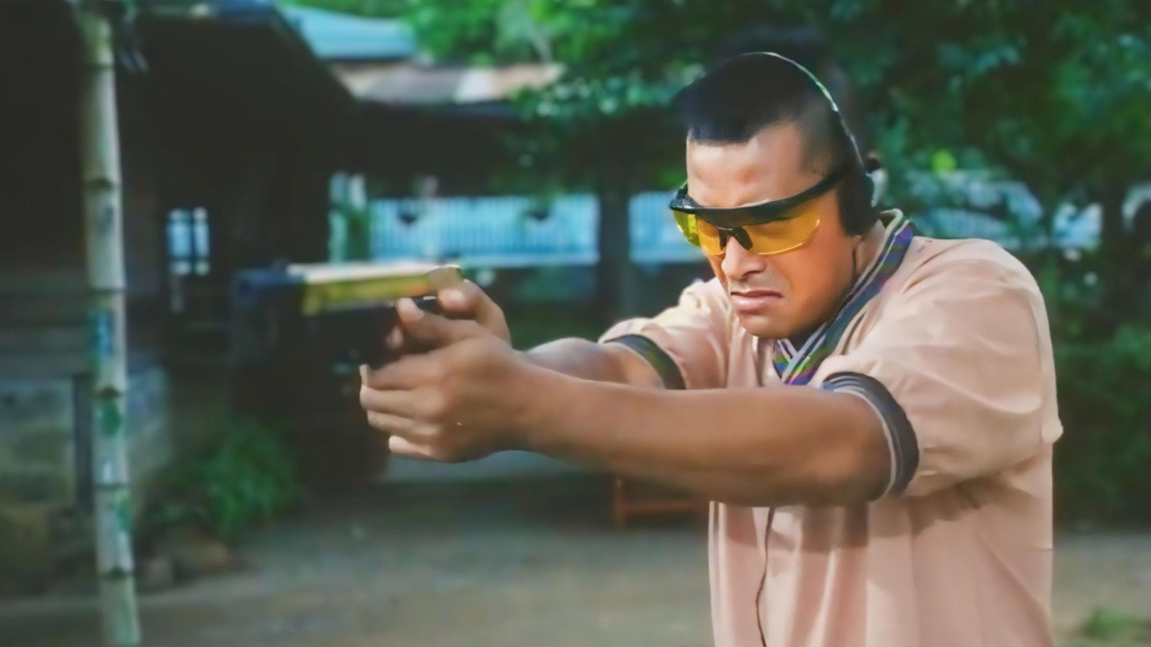 Bullet 1999 movie scene
