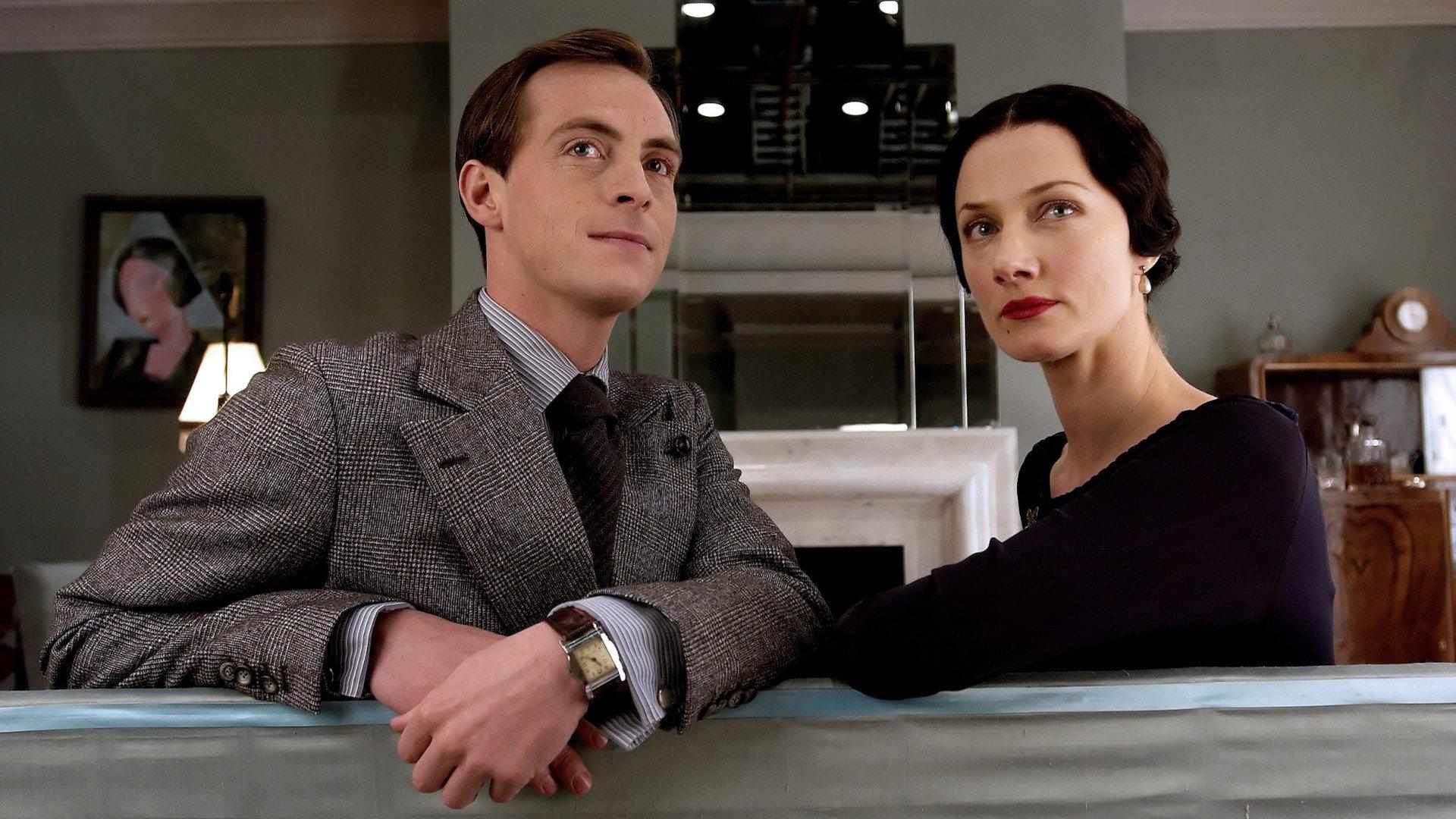 Wallis & Edward 2005 movie scene