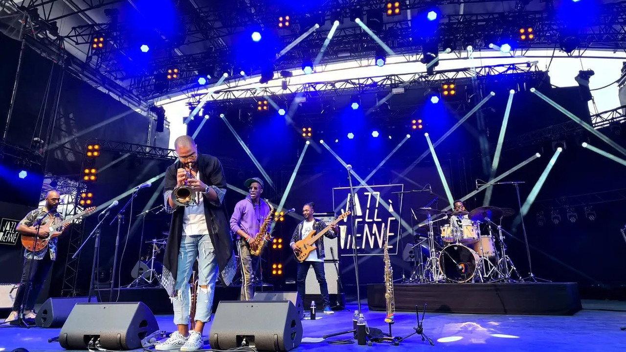 Big In Jazz Collective en concert à Jazz à Vienne 2022 movie scene
