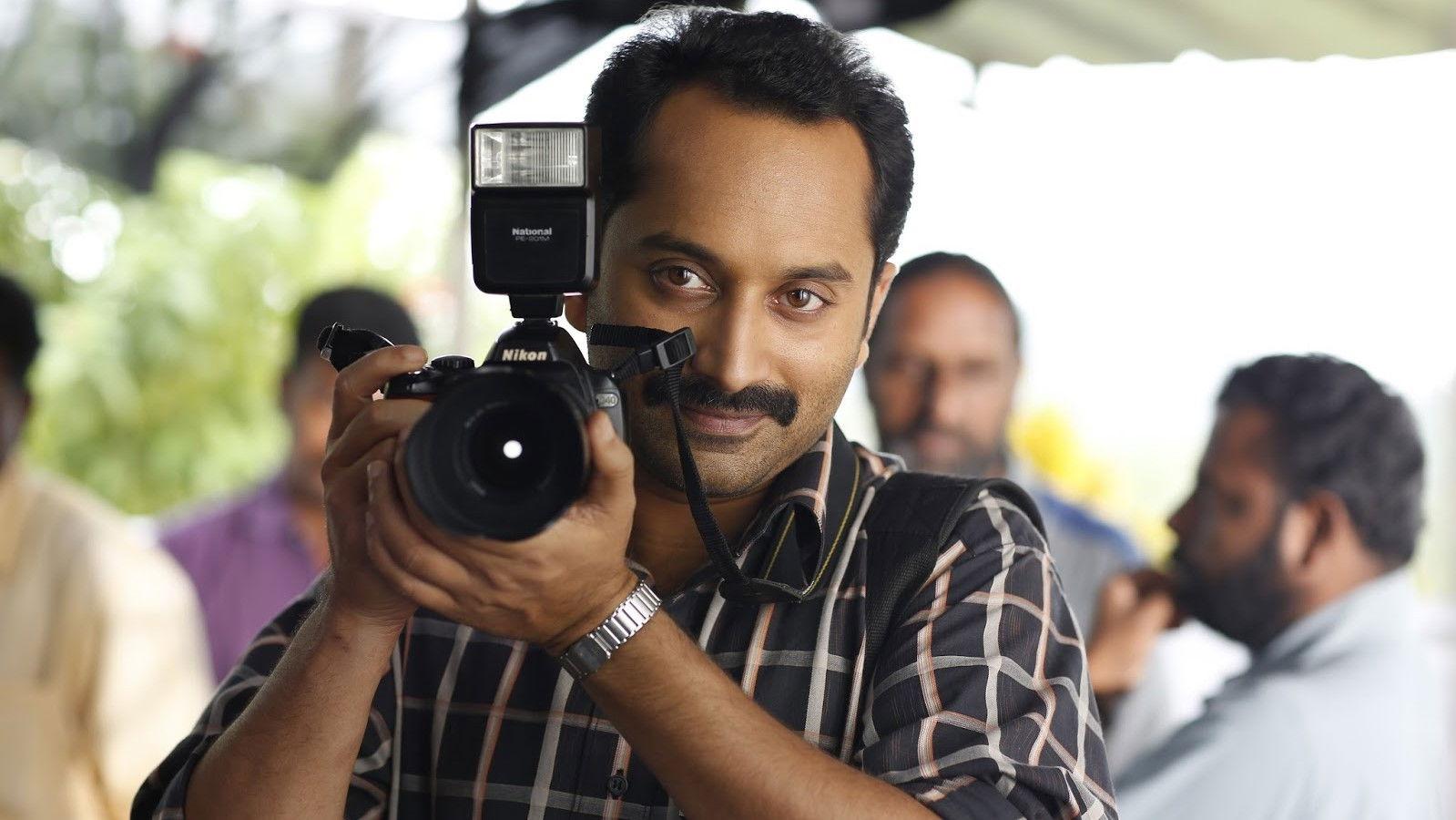 Maheshinte Prathikaaram 2016 movie scene
