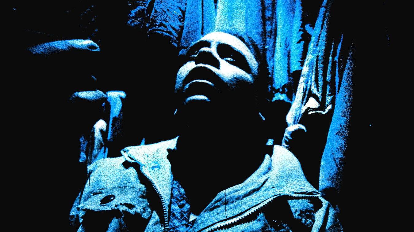Mi Cabeza es un Radio para Hablar con Dios  movie scene