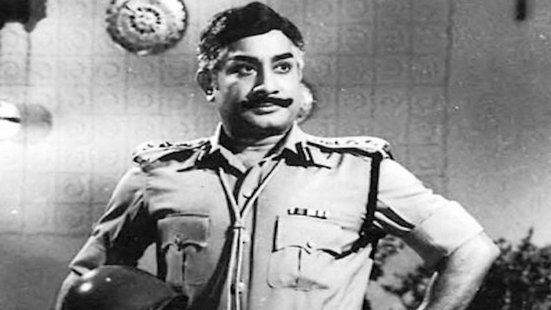 Thanga Padhakkam 1974 movie scene