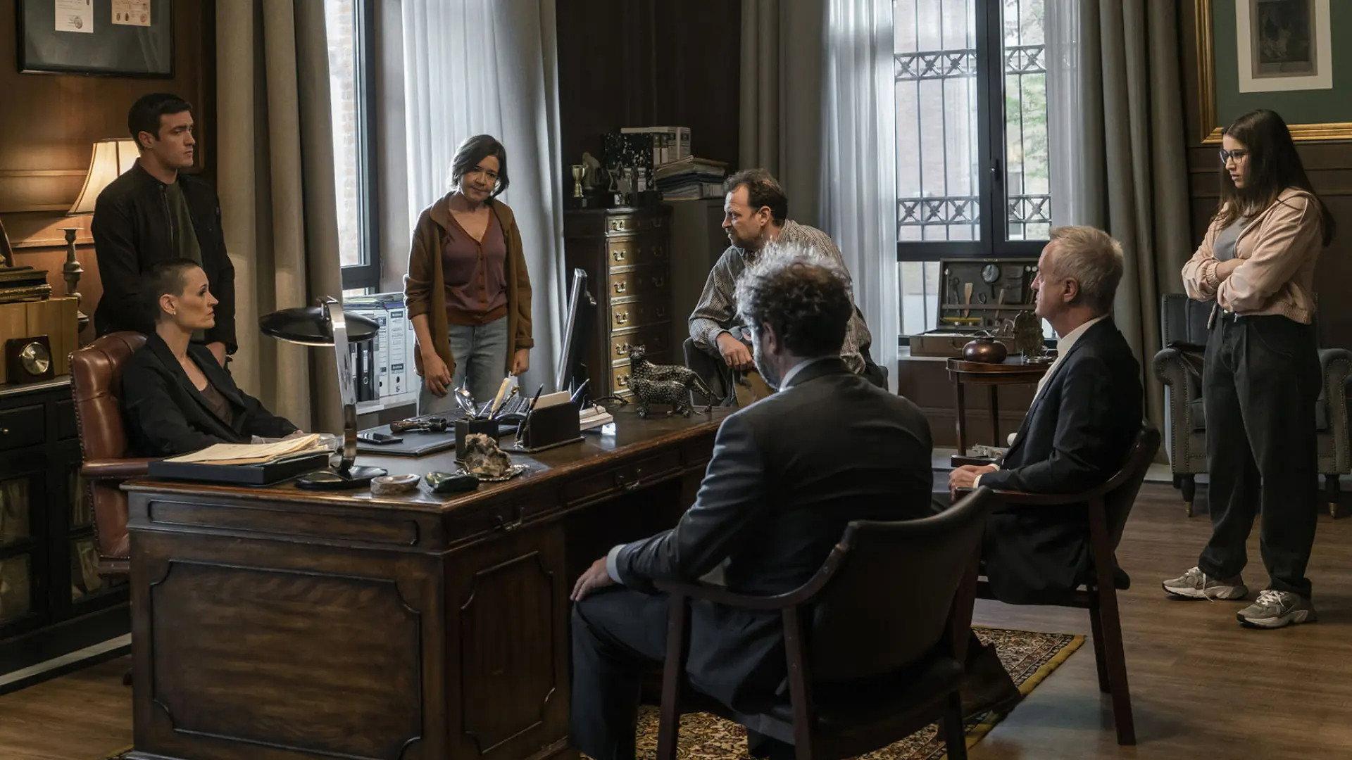 Laura and the mystery of the unexpected murderer 2022 movie scene