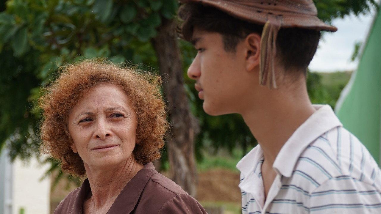Umbilina e Sua Grande Rival 2024 movie scene