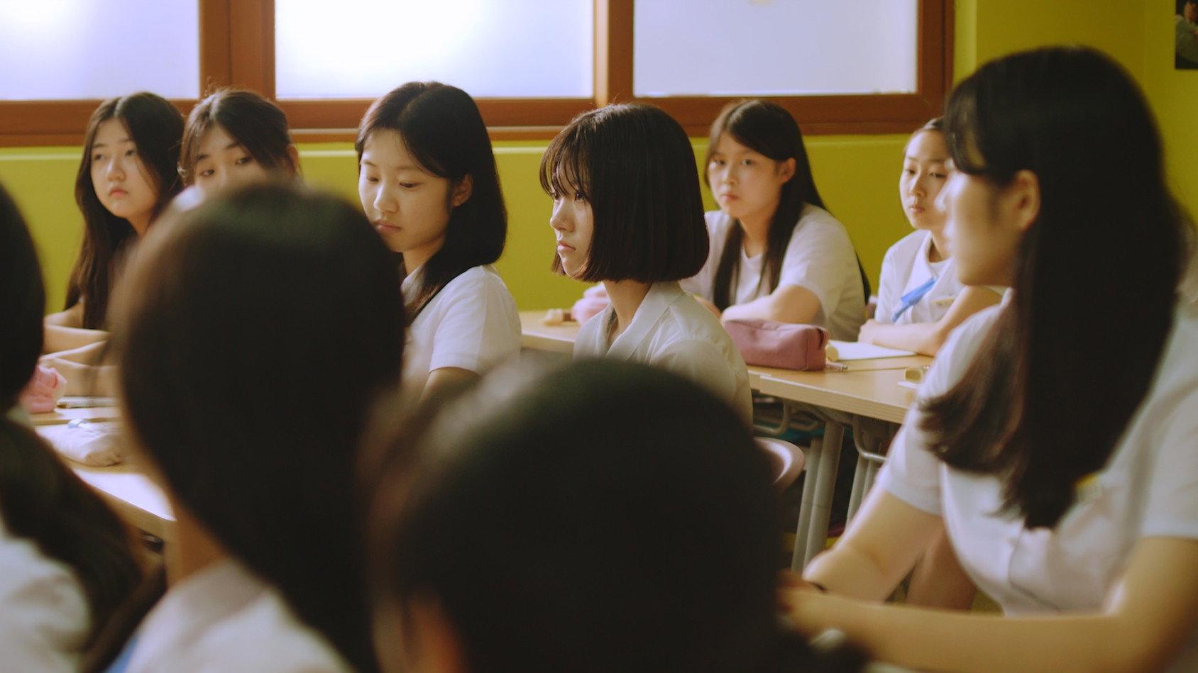 Hansel: Two School Skirts 2024 movie scene