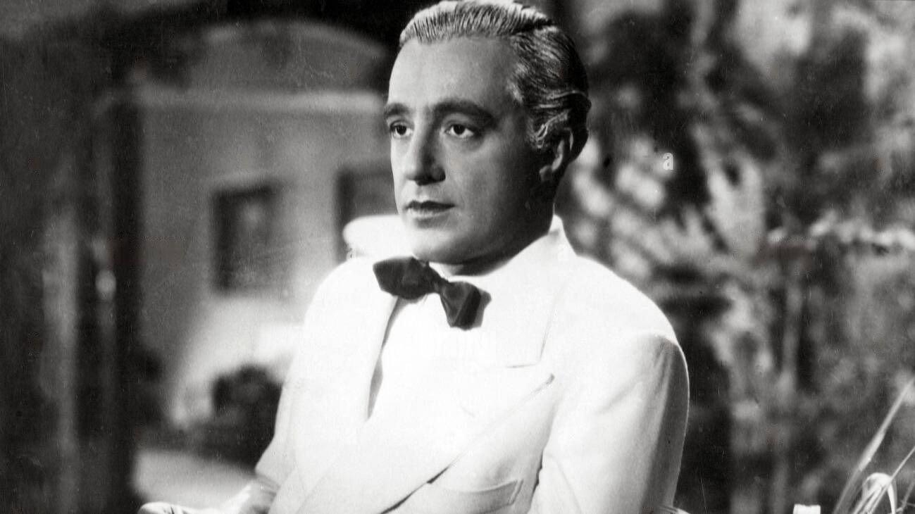 Ai vostri ordini, signora... 1939 movie scene