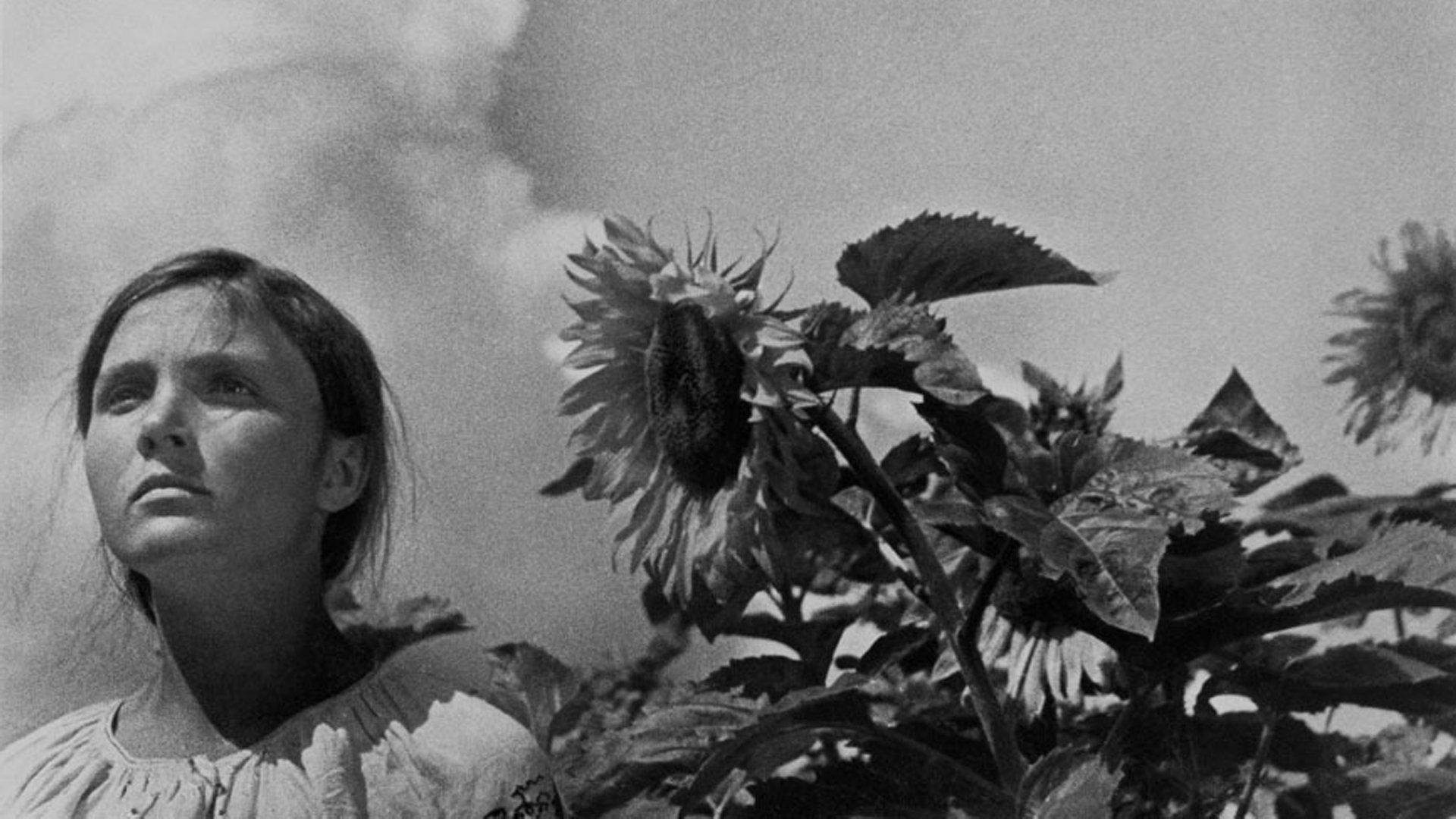 Earth 1930 movie scene
