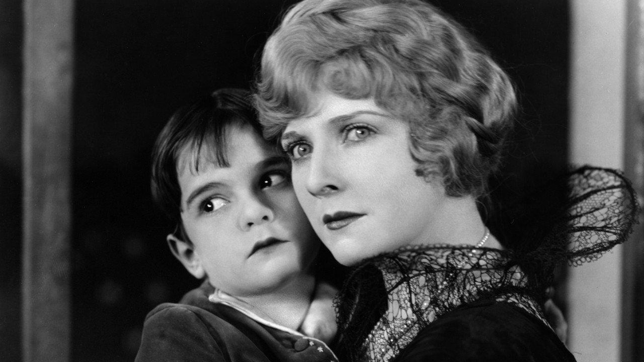 Confessions of a Queen 1925 movie scene