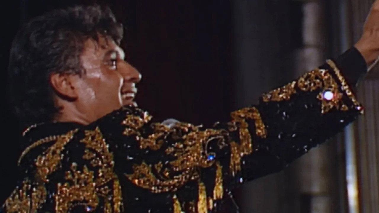 Juan Gabriel: Mi Primer Bellas Artes 2026 movie scene