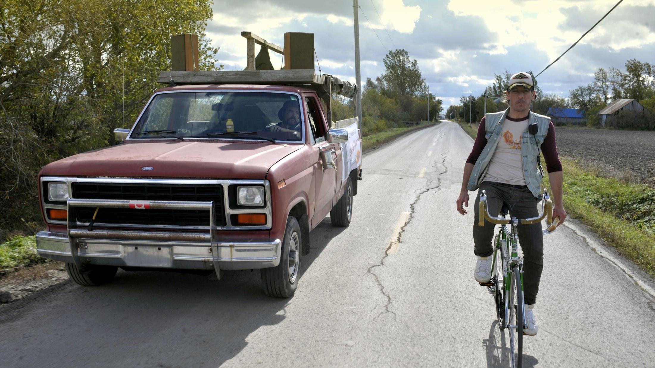 Follow the Fox 2014 movie scene