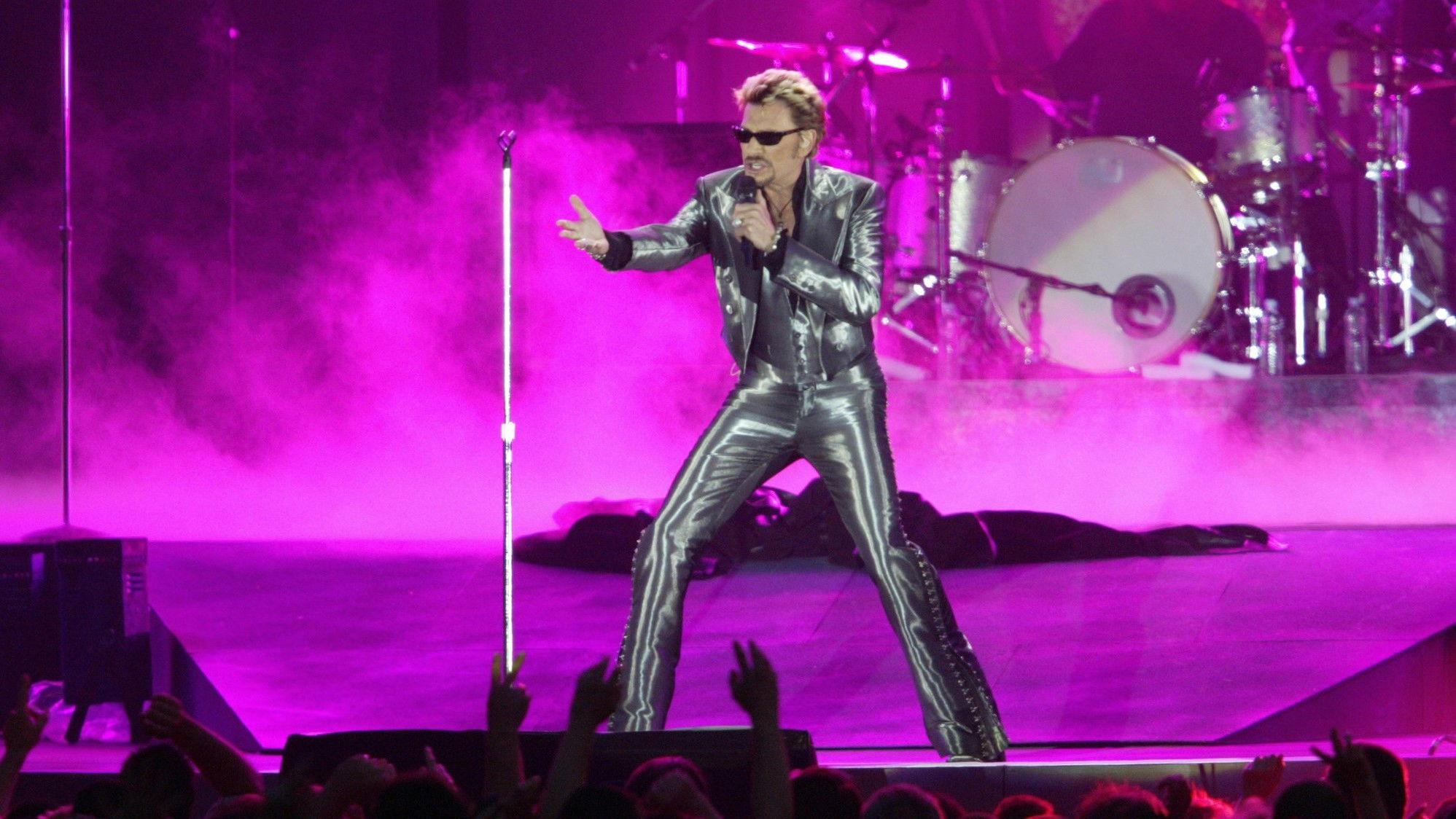 Johnny Hallyday - Parc des Princes 2003 2003 movie scene