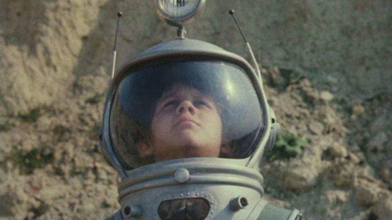 Petya in Space 1972 movie scene