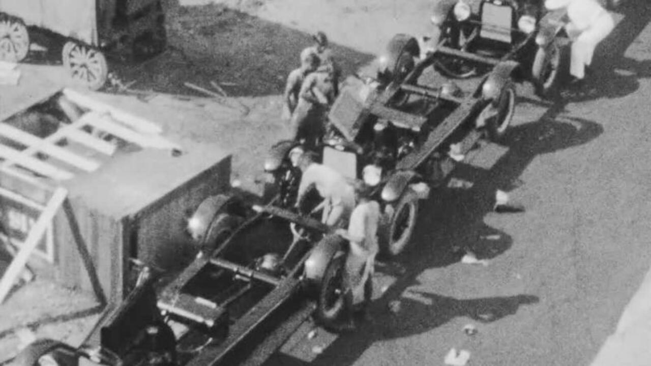Car Assembly, Calcutta 1926 movie scene