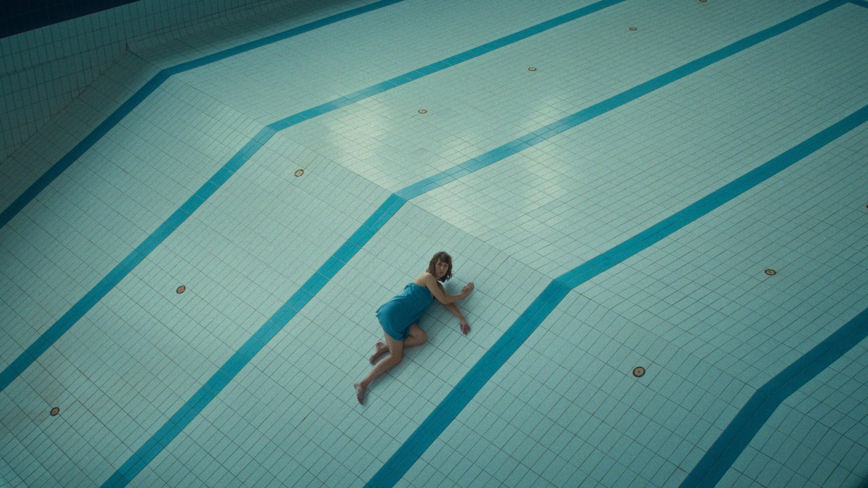 Mari, Sweetie movie scene
