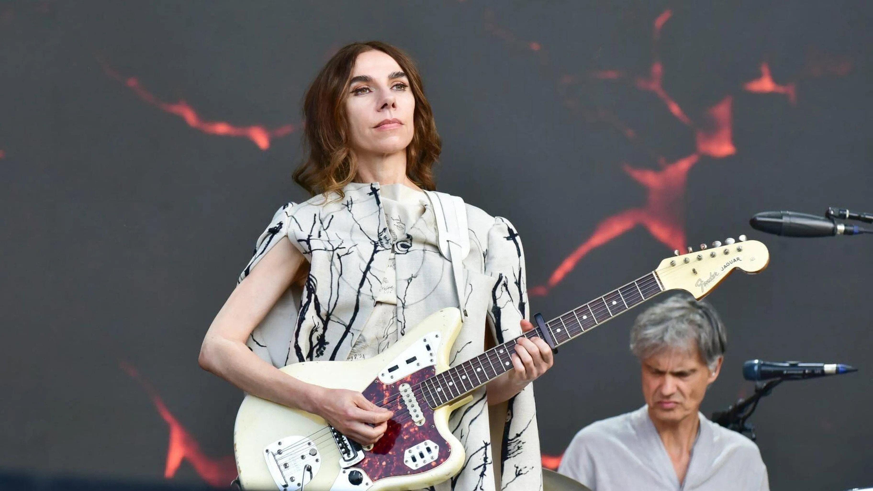 PJ Harvey - Rock en Seine 2024 2024 movie scene