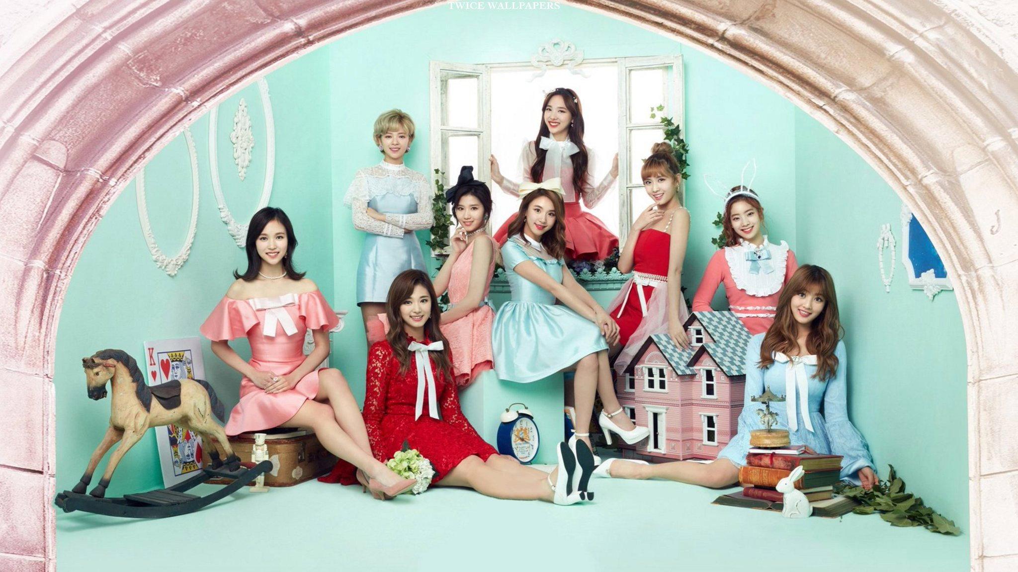 TWICE TOUR [TWICELAND : THE OPENING ENCORE] 2018 movie scene