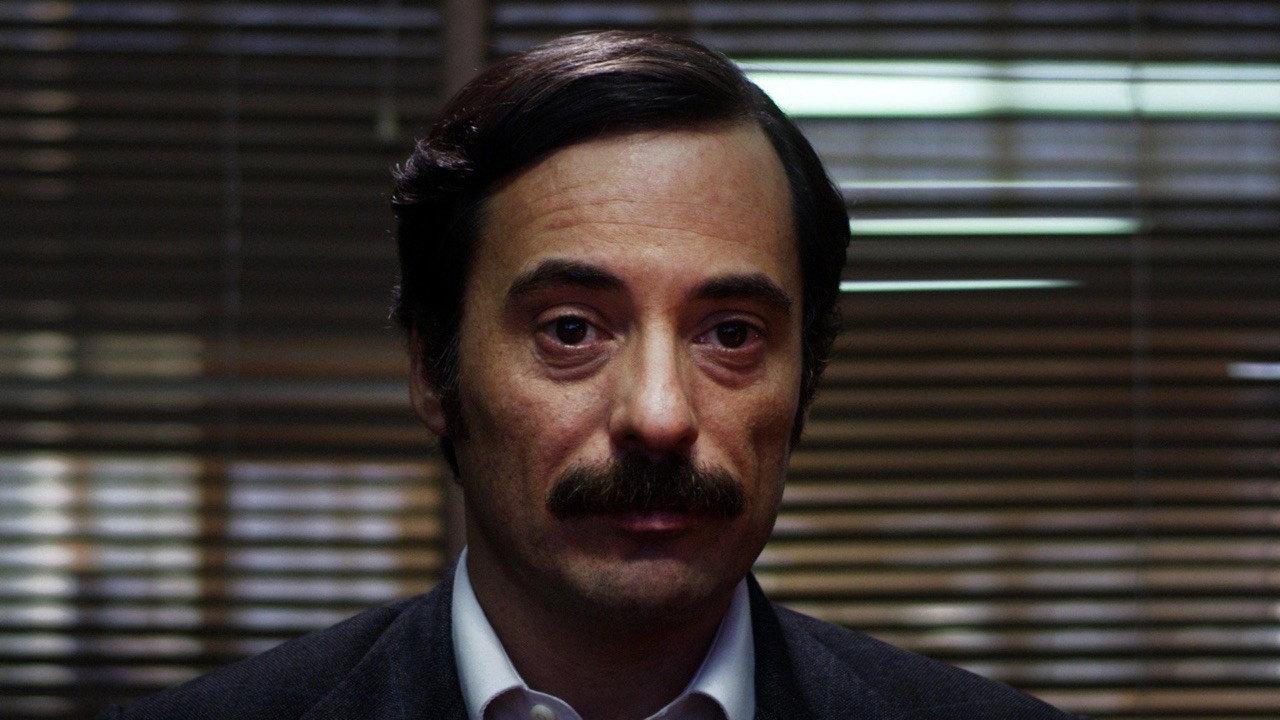 The Long Night of Francisco Sanctis 2017 movie scene