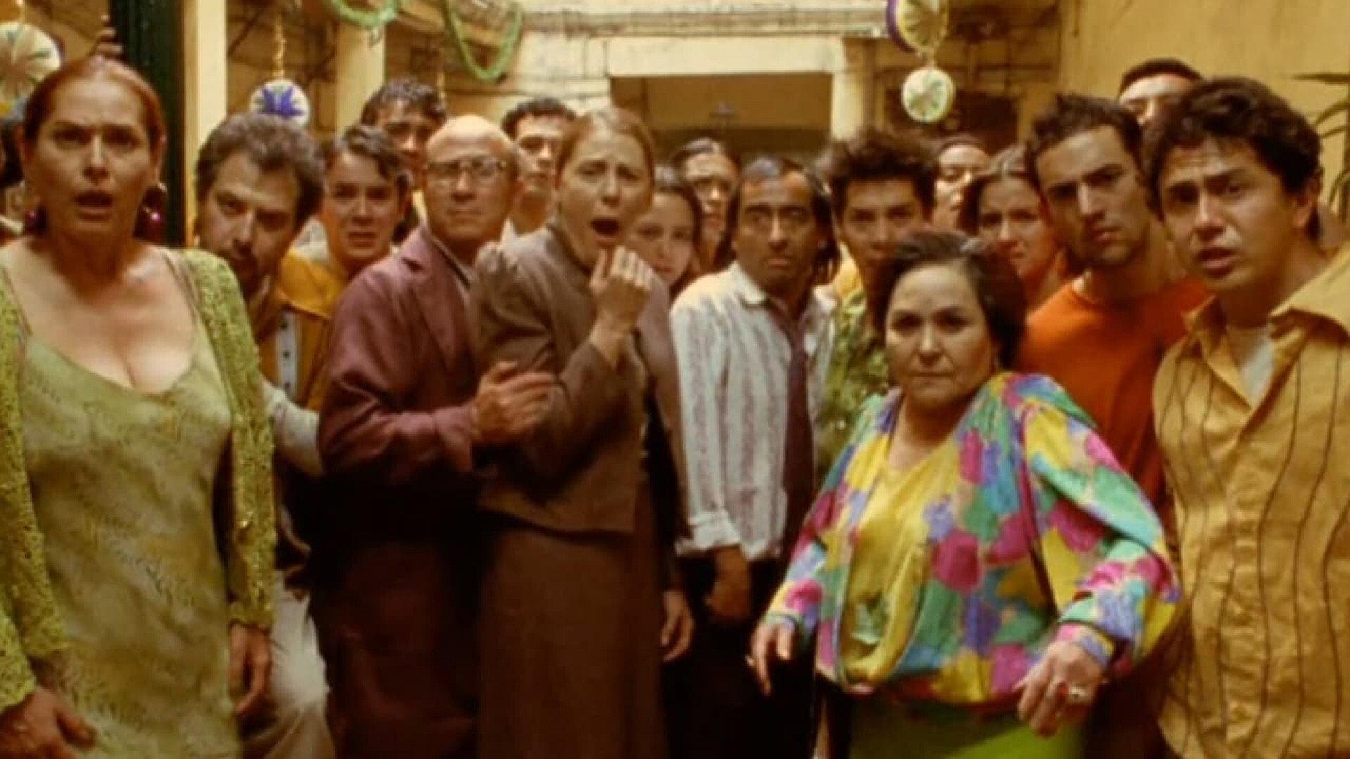 Santos Peregrinos 2004 movie scene