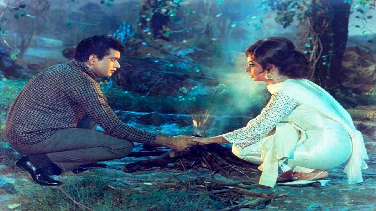 Amaanat 1977 movie scene
