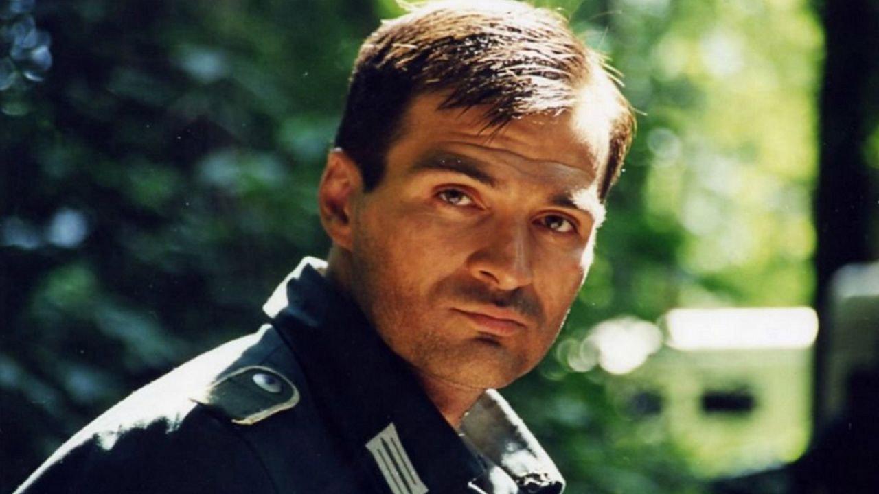 The Second Front 2005 movie scene